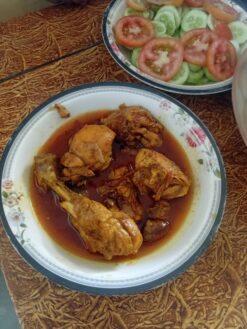 Lunch Giveaway (J43B)