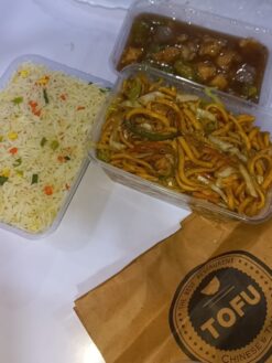 Lunch Giveaway (B31H)